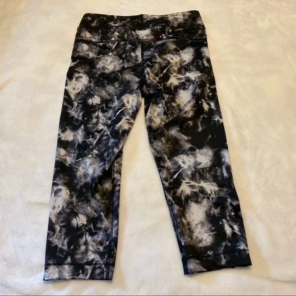 Under Armour HeatGear Capri Leggings S - Picture 8 of 11